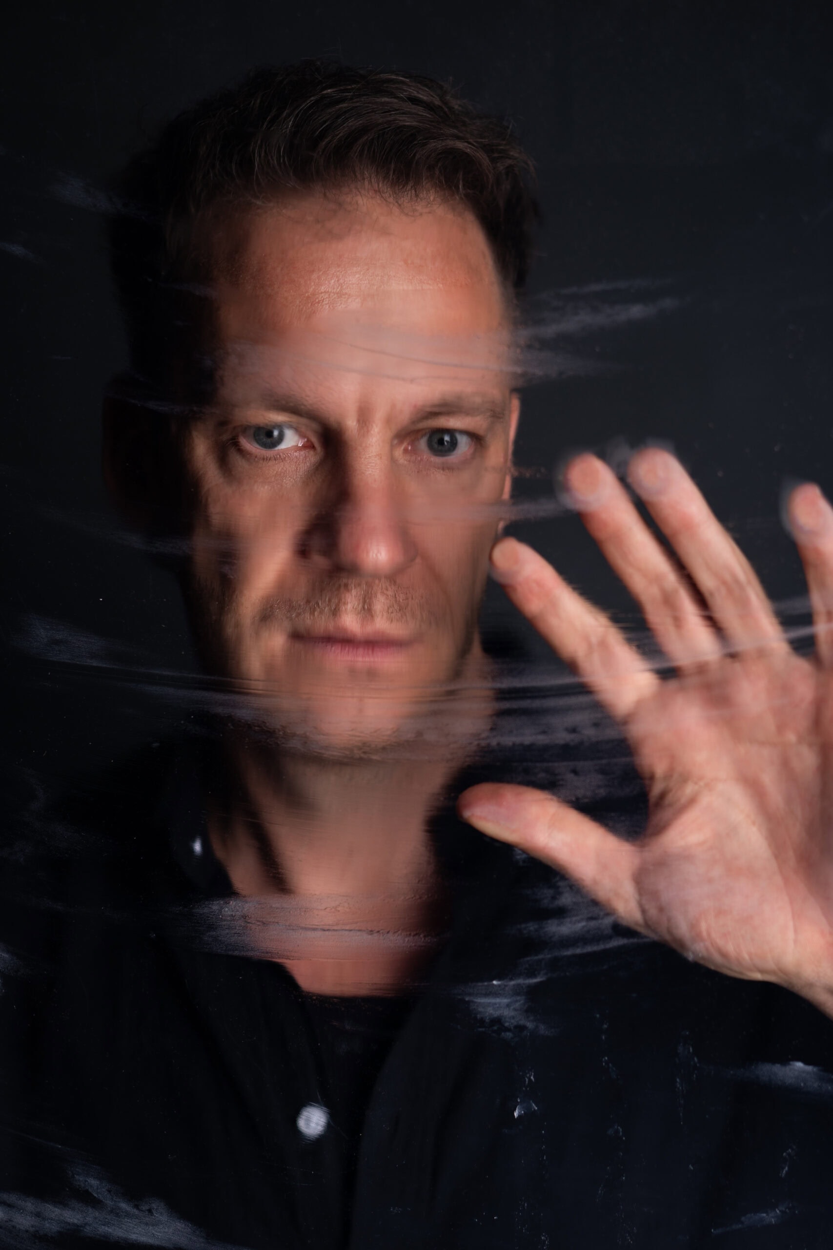 Portrait von Stefan Siewert bei einem professionellen Fotoshooting.